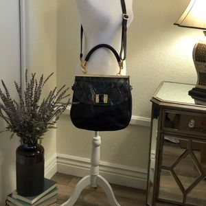 NWOT Badgley Mischka navy leather/snakeskin purse